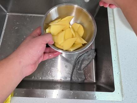 盐味精鸡精 忘了说了 你们自己加点吧#吹牛逼 #美食教程 #青年创作者成长计划 #精神状态 #老吃家