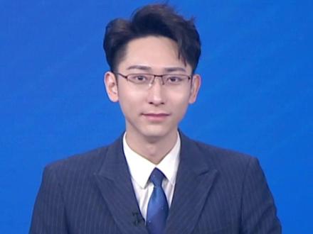 河南王老板在上海康新公路开的一家水煎包店,春节返乡歇业后直接火出圈,不仅被食客花式催开门,手机更是一天被200多个催营业电话打爆,今天王老板已经自驾返程上海了!期待老板早日开业。#河南胡辣汤