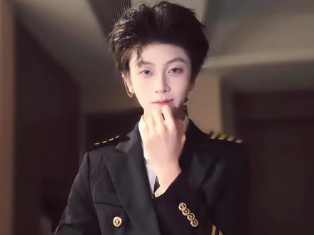 人机感的精髓(yc一小栗米吖)#栗米摇
#变装