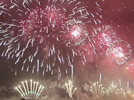 汕头大型烟花秀,30分钟1千万,一秒5555元#秀出家乡美 ##