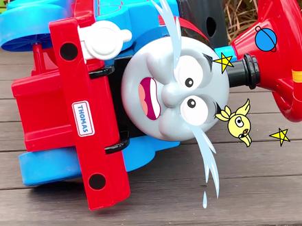 枫枫变身托马斯修理工 #托马斯小火车 #托马斯 #每日亲子陪伴 #托马斯的新旅程