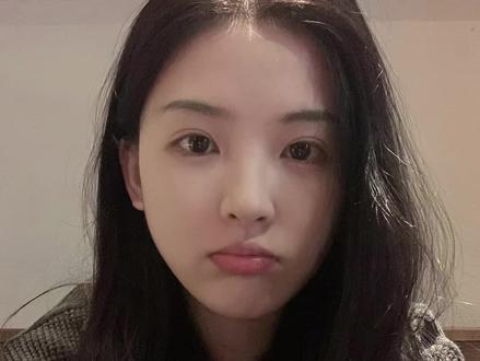 天空閃過燦爛花火 和你不再為愛奔波,十面埋伏#烟花 谁还没有属于自己的烟花 #车顶烟花 #豆包ai #豆包P图已经nextlevel了 车顶烟花照片 车顶烟花写真ai指令教程 车顶烟花ai生成 车顶烟花拍照 车顶烟花豆包指令