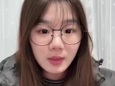 黄蜂123-121险胜独行侠,弗拉格拿下身涯最高49分#篮球#球星卡拆卡 #球星卡直播