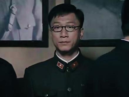 感觉这个戴笠比真的戴笠还像戴笠
#潜伏