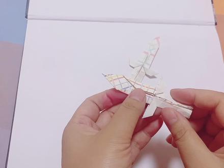 亲子互动,一把带小机关的剑🗡,一起来试试吧!! #折纸玩具 #折纸控 #折纸教程 #抖音小助手