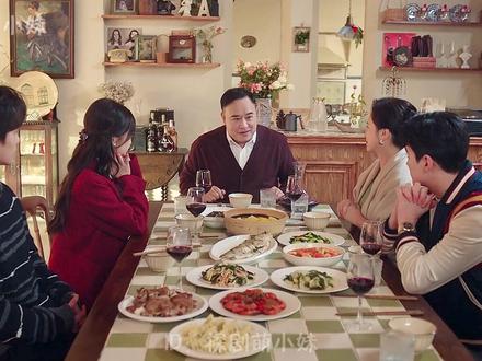 双轨终于迎来了大结局,靳朝和姜暮他们没想到大婚的当天,伴郎团和伴娘团竟全都醉倒不省人事#双轨