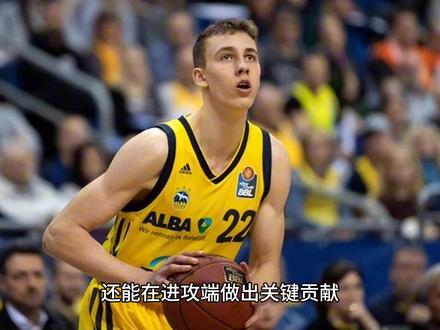 又打不了!宣布暂时退出NBA!这可是湖人的首发核心啊... #湖人 #范德比尔特