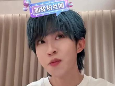 跟豆包这二十分钟的互动太好笑了吧!!谁懂我爸在旁边坐着我在努力憋着😂 第一次看俊俊直播怎么会这么好笑#张集骏