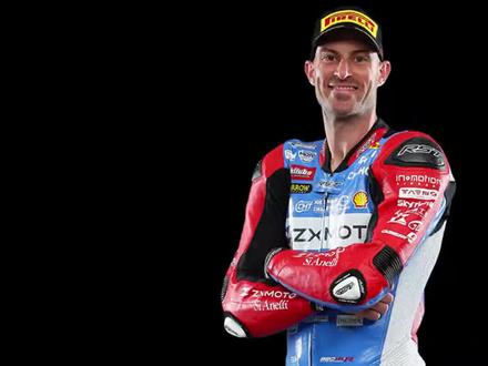 瓦伦丁· 德比斯赛后采访 WSBK 捷克站第二冠#wsbk