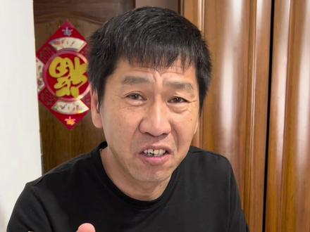 东北内蒙老丈人隔离在家做“四喜丸子”,嘎嘎香,就是有点咸,哈哈#南北差异 #疫情下的生活 #小福老丈人和佳辉的日常