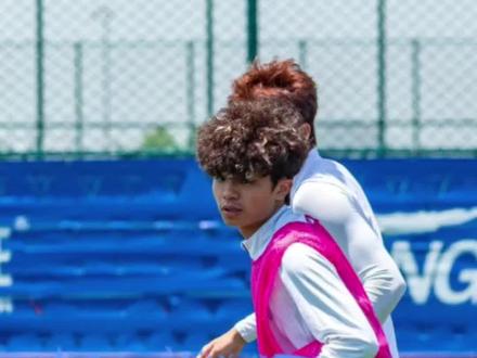 邵佳一无“彩票”可刮#邵佳一 #国足 #吕焯毅 #中国男足 #中国足球