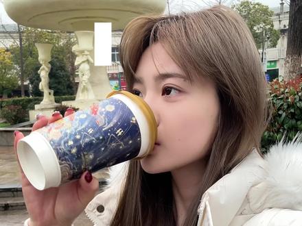 早餐别喝豆浆了,来杯霸王茶姬吧,清醒一整天! #霸王茶姬早象好#霸王茶姬早系列#霸王茶姬安徽#早⼋⼈的早餐#早餐的仪式感