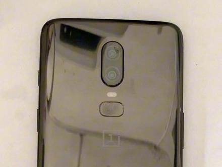 一加六 不开机 1+6重启屏幕跳蓝红英文字母 高通崩溃转储模式维修#手机维修 #芯片级维修 #专业的事交给专业的人 #寄修手机 #方城小马手机维修