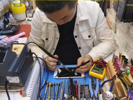 华为平板也叫ipad,型号SCMR-W09更换屏幕…#广州手机换屏 #广州手机维修 #数码科技 #ipad #华为平板