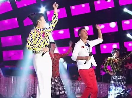 凤凰传奇#玉芬啊玉芬你让彪哥好伤心 哎呀也太好听了吧#音乐#音乐分享#经典老歌