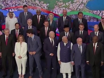 对于这三国领导人来说,终于有一张人员齐全的G20峰会在巴西的"全家福",也算不留遗憾了...