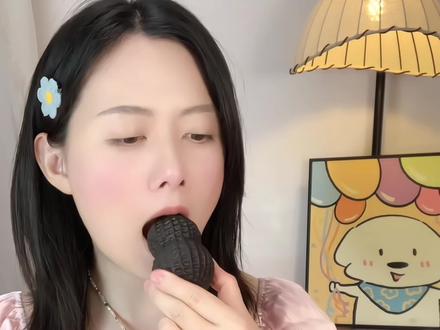 巧克力脆皮水果❗️
#吃播 #美味诱惑 #美食博主