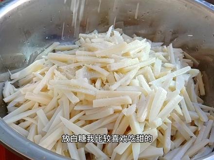 #中视频伙伴计划 #原创视频 #抖音美食推荐官 糊辣莲菜的简单制作过程