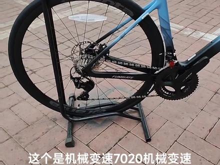 喜德盛新款车型 Rs7
全碳纤维整车