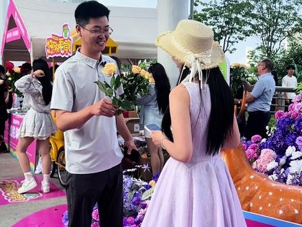 金融岛万人相亲大会 单身的我看谁还没来 #金融岛#爱的能量搭子仲景左归丸