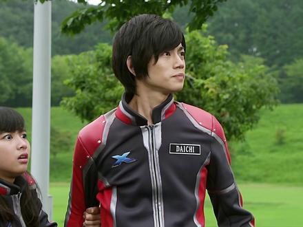 艾克斯与格利扎巅峰对决!胜利的彩虹照耀大地 #奥特曼 #抖音精选