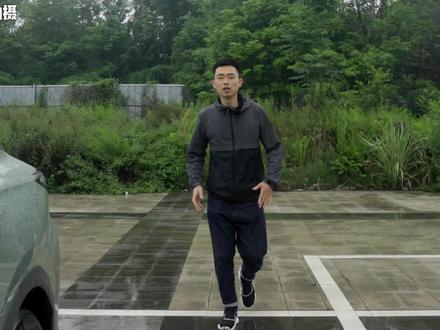 遭遇堵车,星途瑶光2.0T油耗惊喜么?#星途 #奇瑞 #油耗 #测评