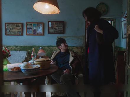 郭京飞新剧《老舅》:崔国明赔光家产,舅妈出车祸下线 #电视剧老舅 #郭京飞 #王佳佳