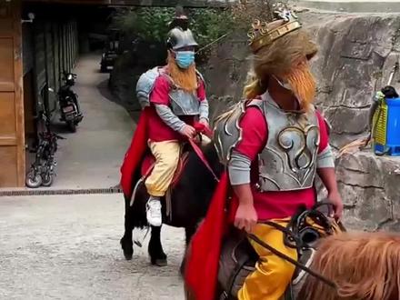 原来童话里的"小人国”真的存在,在昆明大山里住着100多个小矮人!#旅行推荐官 #昆明小人国 #抖音看世界 #云南 #旅行