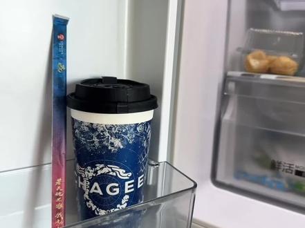加冰没拆封 冰箱冷藏一夜还能喝吗#霸王茶姬 #隔夜奶茶