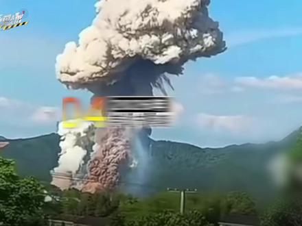 百米烟柱、玻璃震碎:全景梳理浏阳烟花厂爆炸|重建现场 #全景梳理浏阳烟花厂爆炸
#重建现场
#浏阳烟花厂爆炸致26死61伤