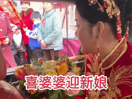 我也河南人结婚,上轿礼六万六,下轿礼八万八,你哪有这规矩吗……?