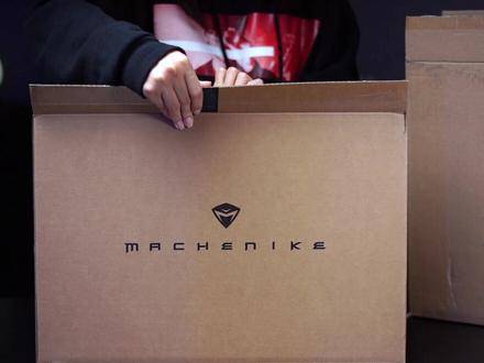 #机械师笔记本 #机械师电竞 #机械师T58-V #机械师 机械师T58-V产品验货、开箱、基本设置流程