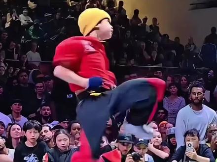 在法国Juste Debout街舞总决赛夺冠的“小孩哥”,是中国重庆人,本名李勇秋,13岁,就读于重庆两江新区南华中学#中国的骄傲#街舞