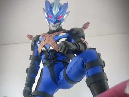 【自改rah奥特曼】托雷基亚2.0
#奥特曼 #托雷基亚 #自改奥特曼 #diy #真骨雕