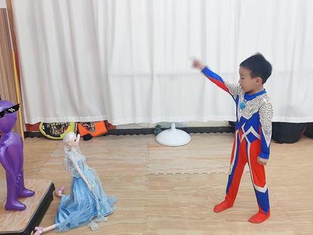 勇救芭比娃娃#小赛罗真的太牛了 #小赛罗奥特曼 #奥特曼儿童动画片 #奥特曼正义降临 #奥特曼动画片3-6岁奥特曼打怪兽