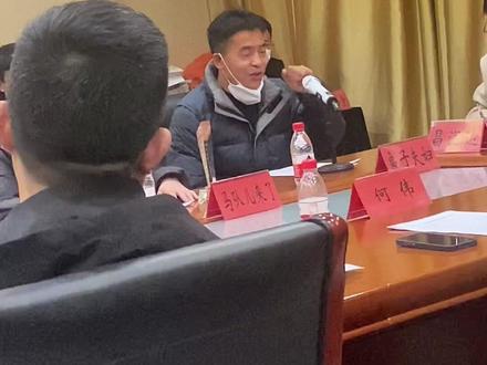 抖音美食博主良子夫妇,在定州市自媒体座谈会上发声,解释粉丝私信太多回复不不完请各位网友理解!#传递正能量 #定州市自媒体座谈会 #不忘初心砥砺前行