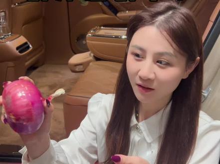 尊界S800刮洋葱?洋葱从来没想到,自己有一天和尊界S800扯上了关系#尊界 #尊界S800 #懂车帝洋葱测试