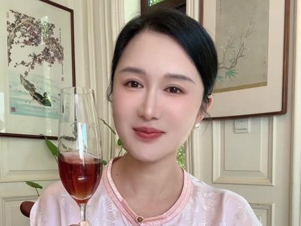 那些打不倒我的终将使我更强大#敬自己 #敬自己一杯