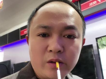 维修长虹55U3C一台