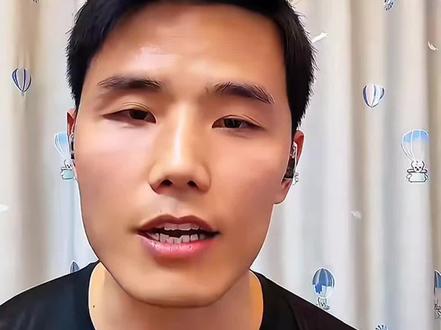 死神方便你也太不地道了!人家搞物理,你搞化学攻击。。。。话说这真的管用吗?我现在改行还来得及吗?#职业拳击 #竞技体育的魅力 #拳击现场