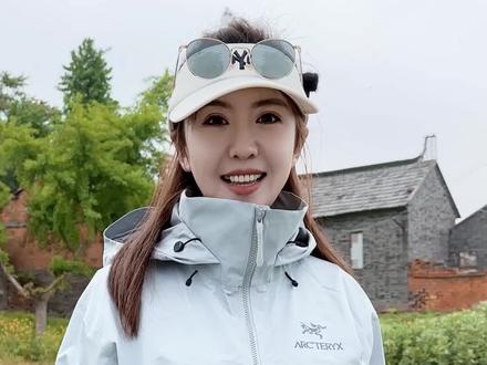 转型做路亚钓手的第一天,表现怎么样?评论区告诉我就行,别告诉@凤吟 #dou是钓鱼人 #原来钓鱼才是抖音运动顶流