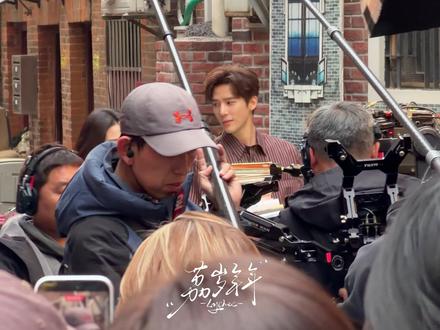 一起散步聊聊天 #王安宇 #章若楠 #想把你和时间藏起来