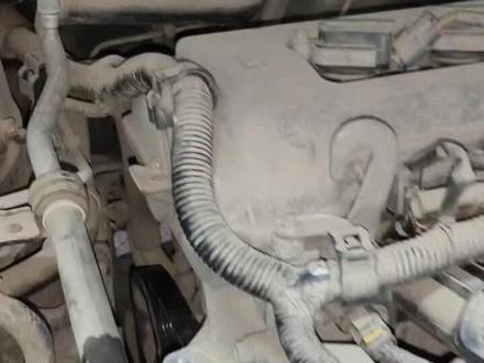 吉利帝豪EC715更换涨紧器最快方法#汽车保养与维修 #修理工的日常