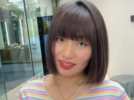 菱形脸 颧骨高 太阳穴凹陷 小方脸 不要担心、一款发型就能拯救#根据脸型设计发型 #减龄发型 #发型 #简单好看发型 #美出高级感 #夏季发型 #换发型换心情 #发型决定气质 #改变发型改变自己 #显脸小显脸小 #一个发型拯救一张脸 #今日发型 #时尚短发 #懂你的发型师 #女发型师 #好打理的发型 #发型改变气质 #发型就这么简单 #发型设计 #夏日清凉发型 #方圆脸女生适合的发型 #菱形脸 #颧骨高 #太阳穴凹陷 #方脸 #减龄短发 #短发 #一刀切 #精致短发 #美发 #刘海 #瘦脸发型 #剪发 #人类幼崽成长晒晒赛 @抖音小助手