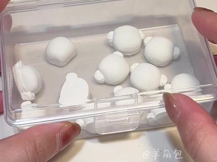 感谢小宝们对童磨的喜欢~
沉浸式捏上弦三小只👻
今天捏的是——猗窝座和黑死牟☺️
留言我都有看!!!接下来还会继续产出鬼灭相关 大家期待下噢😆
#粘土教程 #手工 #手工diy #鬼灭之刃 #石塑粘土