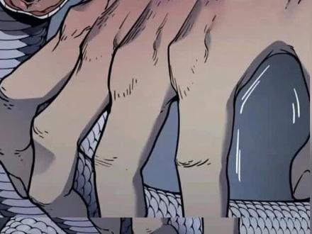 为了获得夜视的能力，小伙主动让蛇咬自己 #漫画解说 #有声漫画