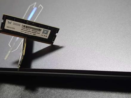 七彩虹隐星p15 2024升级内存与固态硬盘 此拆机教程以仔细与清晰易懂的角度拍摄给拆机小白,一起按步骤来提升电脑性能!关注我,告诉我你的笔电型号, 我来帮你让他重获新生。主页有笔记本电脑/台式机拆机教学、测评、知识分享的合集。关注我,告诉我们想要了解电脑性能提升的问题。
【酷寒怪兽Kooling Monster】
我们的愿景是让每个人都能有最舒适的电脑体验。我们希望在DIY电脑维修技能的普及下,让每个人都能以极低的成本实现电脑性能的大幅提升。
【声明】
该视频仅提供资讯分享,不会赔偿任何因操作所导致的损害
#固态硬盘 ,#内存条 ,#拆机视频 ,#七彩虹隐星