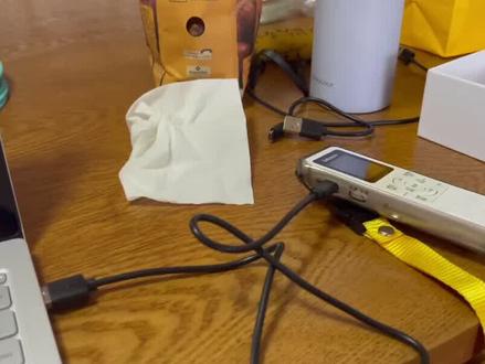 倾听者的下载&调节音量方法,正好今天新下载一些听力饲料。