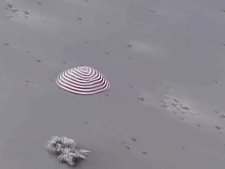 欢迎回家!神舟十五号航天员返回地球。