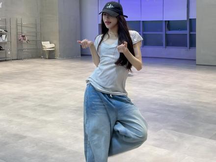讨厌爱上了你#讨厌 #佳艺yi编舞 #翻跳 #郑州舞室推荐